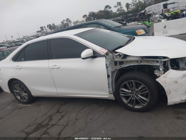 Toyota CAMRY SE 2015 4T1BF1FK4FU891414 Image 30