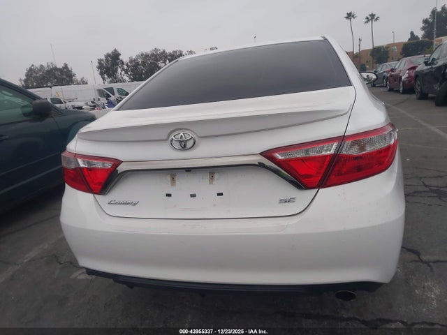 Toyota CAMRY SE 2015 4T1BF1FK4FU891414 Image 33