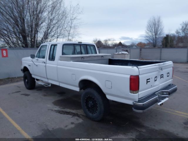 1989 FORD F250 1FTHX26G3KKB51579 Photo 2