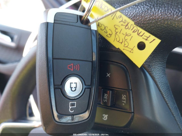 1FMCU9G6XLUC08122 Ford ESCAPE SE