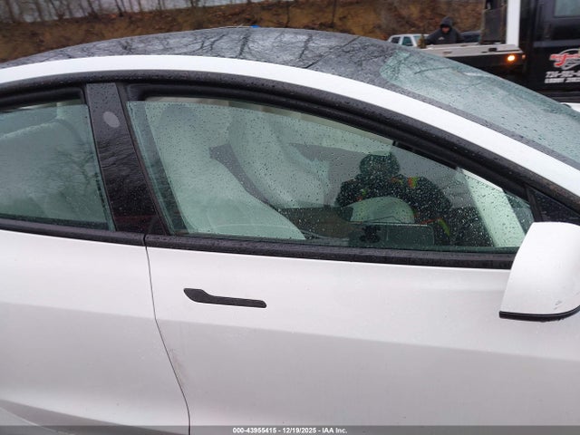 Aukcja sprzedaży 2022 Tesla Model 3 Long Range Dual Motor All-wheel Drive, vin: 5YJ3E1EB5NF115071, numer aukcji: 43955415