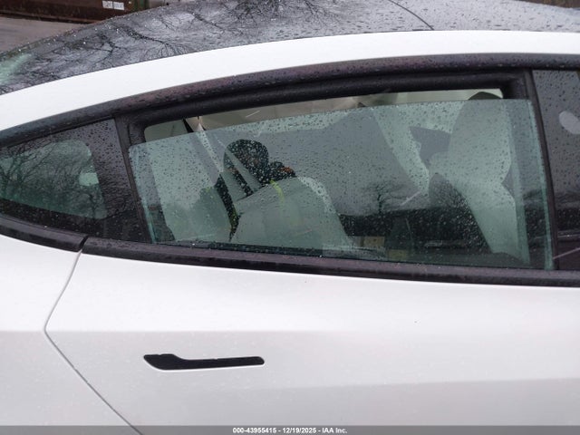 Aukcja sprzedaży 2022 Tesla Model 3 Long Range Dual Motor All-wheel Drive, vin: 5YJ3E1EB5NF115071, numer aukcji: 43955415