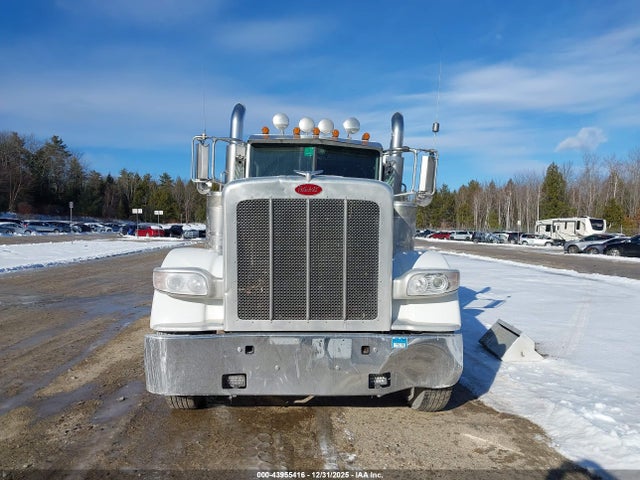 43955416 :رقم المزاد ، 1XPXD49X1PD799010 vin ، 2023 Peterbilt 389 مزاد بيع
