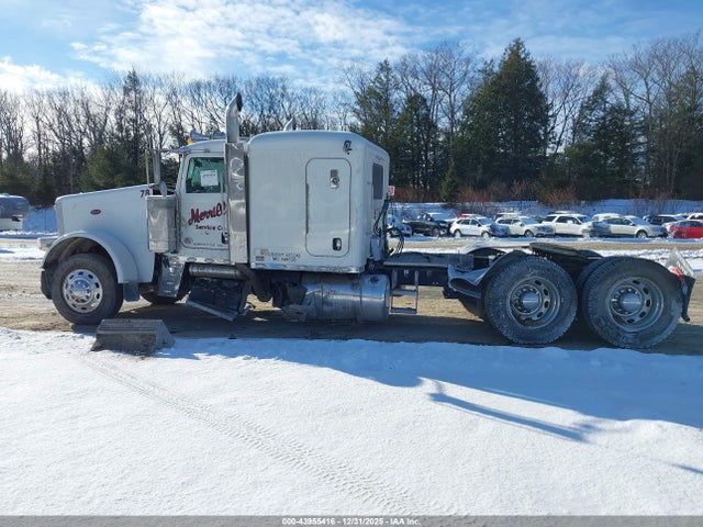 43955416 :رقم المزاد ، 1XPXD49X1PD799010 vin ، 2023 Peterbilt 389 مزاد بيع