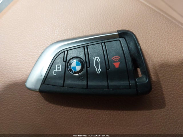 Продаж на аукціоні авто 2024 Bmw 330i Xdrive, vin: 3MW89FF03R8E19446, номер лоту: 43955422