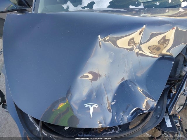 43955462 :رقم المزاد ، 5YJ3E1EB6NF333780 vin ، 2022 Tesla Model 3 Long Range Dual Motor All-wheel Drive مزاد بيع