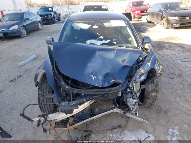 43955462 :رقم المزاد ، 5YJ3E1EB6NF333780 vin ، 2022 Tesla Model 3 Long Range Dual Motor All-wheel Drive مزاد بيع