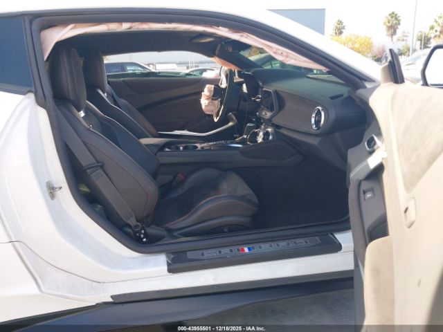 2022 CHEVROLET CAMARO 1G1FK1R68N0124308 Photo 4