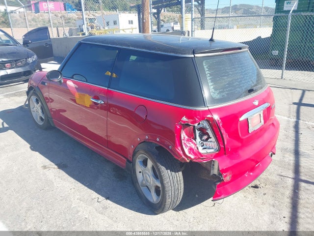 2004 MINI COOPER WMWRC33404TJ58807 Photo 2