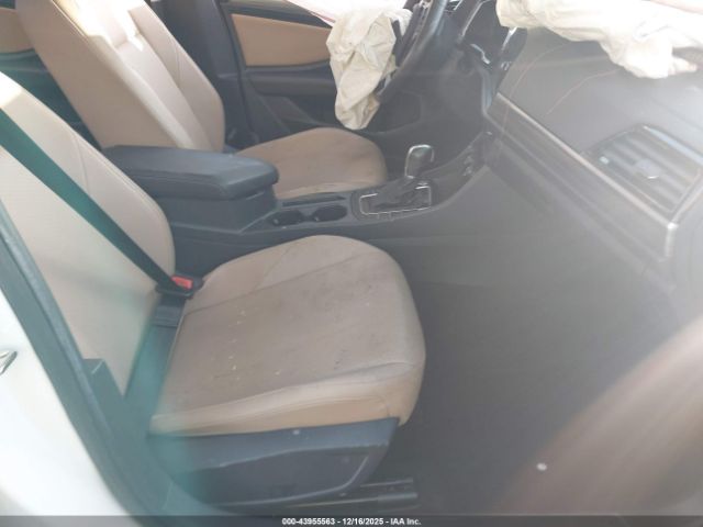 2019 VOLKSWAGEN JETTA 3VWE57BU4KM028039 Photo 4