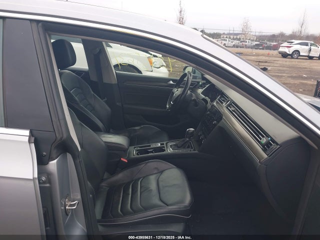 2019 VOLKSWAGEN ARTEON WVWDR7AN4KE000177 Photo 4