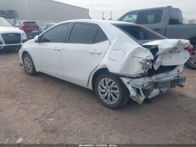 2018 TOYOTA COROLLA 5YFBURHE5JP814573 Photo 2