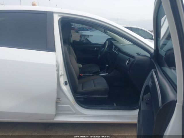 2018 TOYOTA COROLLA 5YFBURHE5JP814573 Photo 4