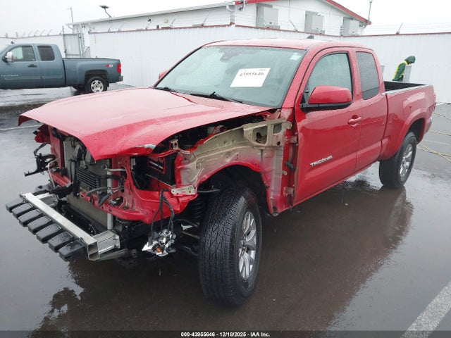 5TFRZ5CN5JX062679 Toyota Tacoma Sr5 V6