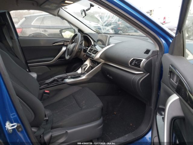 2019 MITSUBISHI ECLIPSE CROSS JA4AT4AA1KZ046570 Photo 4