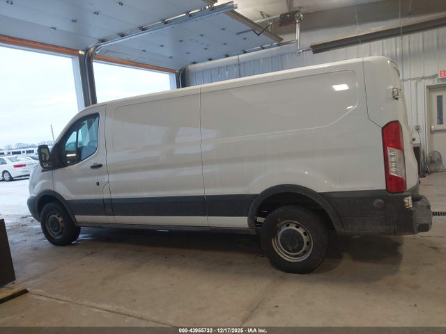 1FTYR2ZM0HKB43167 Ford Transit-250