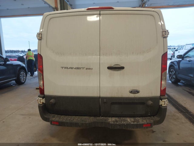 1FTYR2ZM0HKB43167 Ford Transit-250