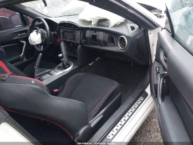 JF1ZNAA12F9709870 Scion FR-S