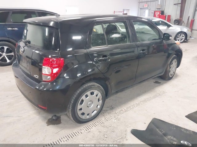 2011 SCION XD JTKKU4B43B1012461 Photo 3