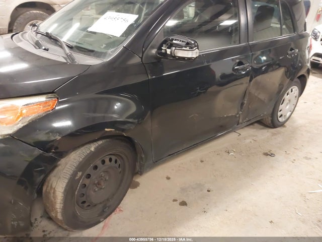 2011 SCION XD JTKKU4B43B1012461 Photo 5