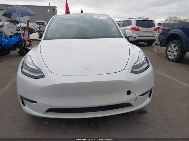 7SAYGDEE9NF364519 Tesla Model Y Long Range Dual Motor All-wheel Drive