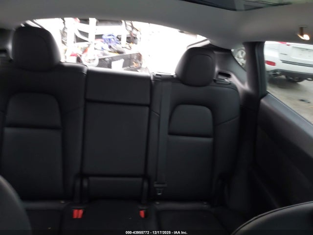 2022 TESLA MODEL Y 7SAYGDEE9NF364519 Photo 7