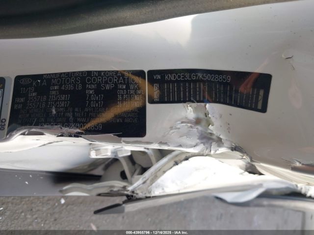 2019 KIA NIRO EV KNDCE3LG7K5028859 Photo 8