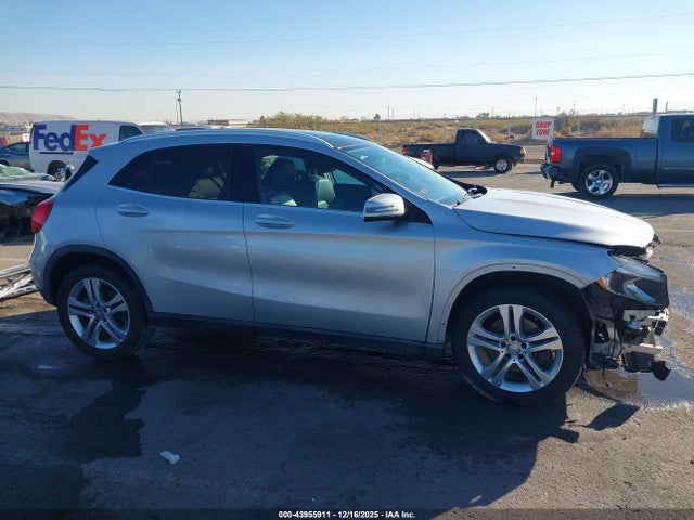43955911 :رقم المزاد ، WDCTG4GB5FJ062594 vin ، 2015 Mercedes-benz Gla 250 4matic مزاد بيع