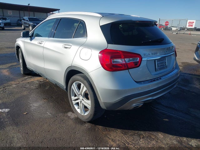 43955911 :رقم المزاد ، WDCTG4GB5FJ062594 vin ، 2015 Mercedes-benz Gla 250 4matic مزاد بيع