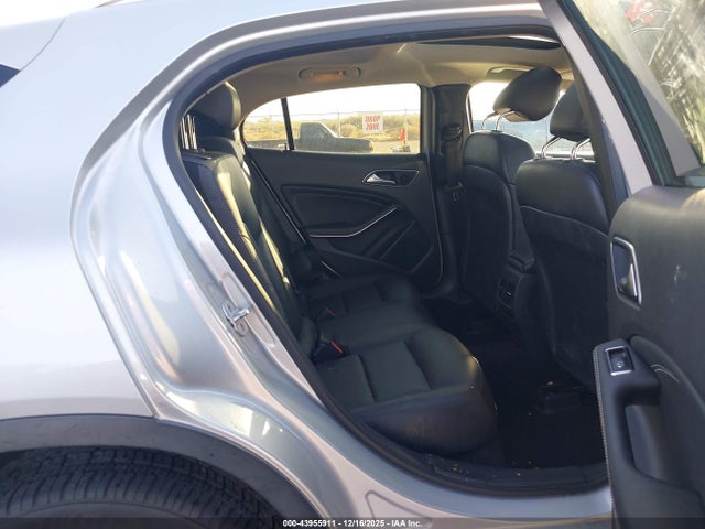 43955911 :رقم المزاد ، WDCTG4GB5FJ062594 vin ، 2015 Mercedes-benz Gla 250 4matic مزاد بيع