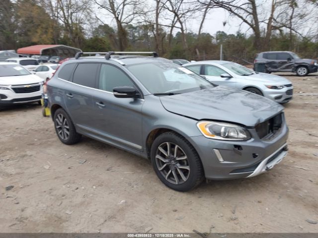 2017 VOLVO XC60 YV449MRR9H2196968
