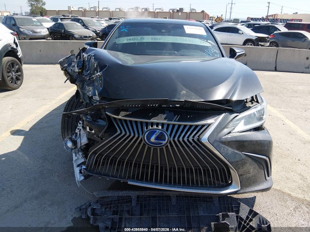 Lexus ES 300H 2021 58ADA1C10MU012757 Image 12