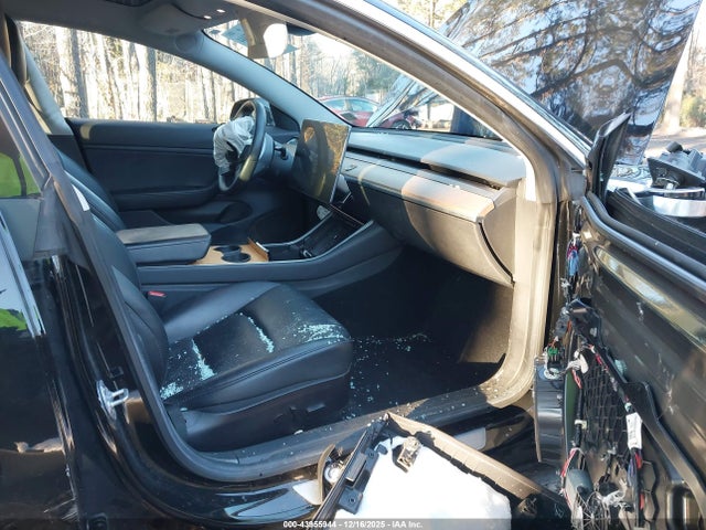 2019 TESLA MODEL 3 5YJ3E1EA8KF424651 Photo 4