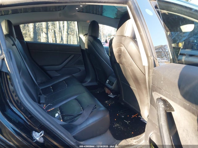 2019 TESLA MODEL 3 5YJ3E1EA8KF424651 Photo 7