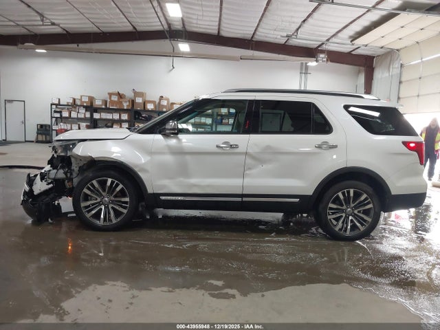 Ford Explorer Platinum 2016 1FM5K8HT2GGB41694 Image 14