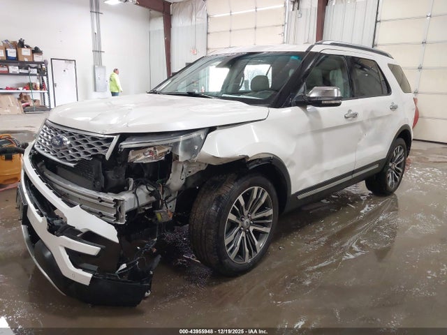 Ford Explorer Platinum 2016 1FM5K8HT2GGB41694 Image 2