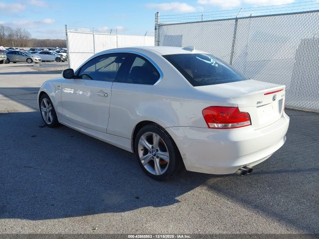 2013 BMW 128I WBAUP7C5XDVP25298 Photo 2
