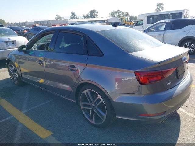 2019 AUDI A3 WAUAUGFF1KA125130 Photo 2