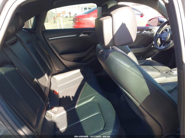 2019 AUDI A3 WAUAUGFF1KA125130 Photo 7