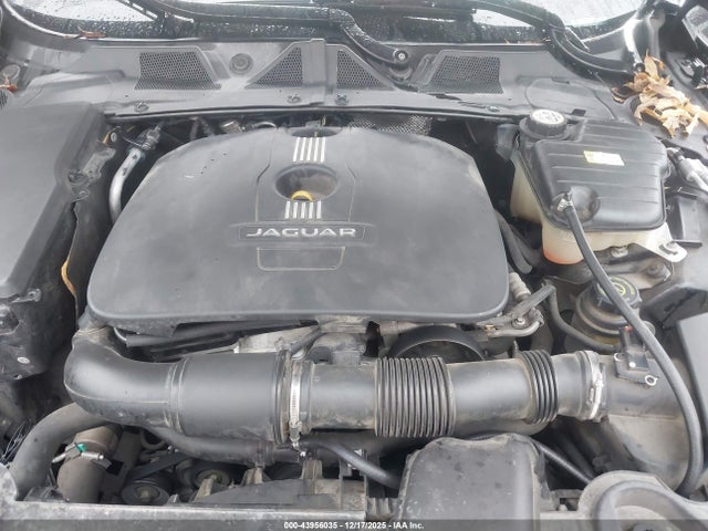 2015 JAGUAR XF SAJWA0FS0FPU64374 Photo 9