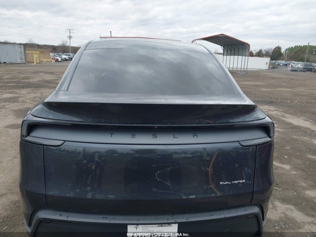 Продаж на аукціоні авто 2026 Tesla Model Y Long Range Launch Series/premium All-wheel Drive, vin: 7SAYGDEE4TA586993, номер лоту: 43956040