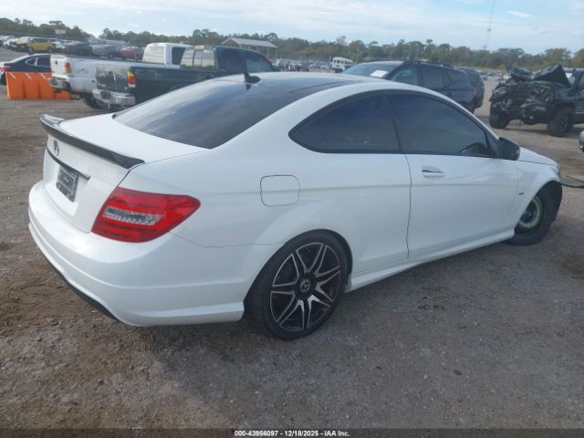 2014 MERCEDES-BENZ C 250 WDDGJ4HB7EG204436 Photo 3