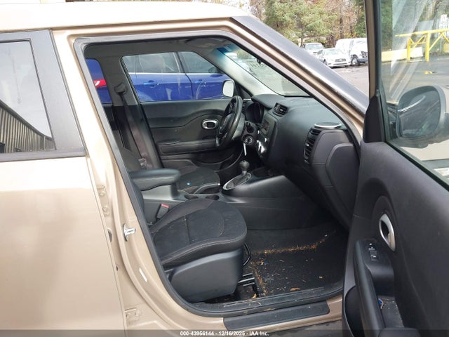 KNDJN2A24E7058936 KIA Soul