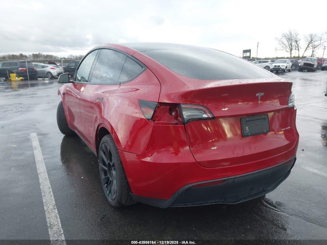 2023 TESLA MODEL Y 7SAYGAEE5PF686060 Photo 2