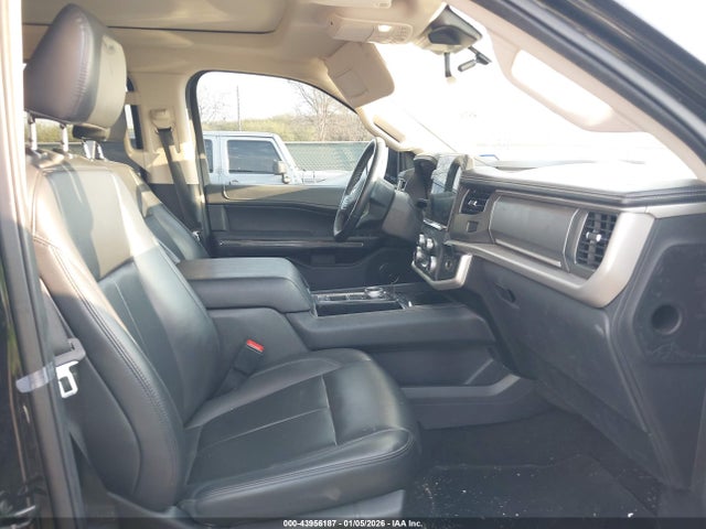1FMJU1H83PEA63742 Ford Expedition Xlt