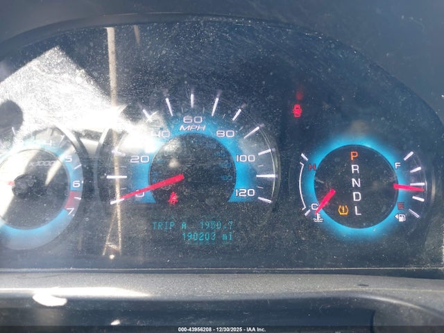 43956208 :رقم المزاد ، 3FAHP0HAXBR107206 vin ، 2011 Ford Fusion Se مزاد بيع