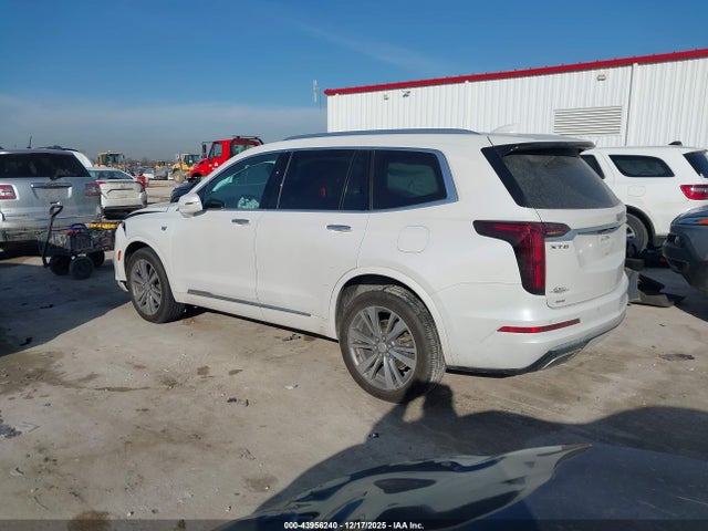 2020 CADILLAC XT6 1GYKPDRS8LZ110692 Photo 2