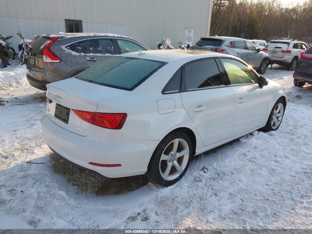 2015 AUDI A3 WAUACGFF8F1128695 Photo 3