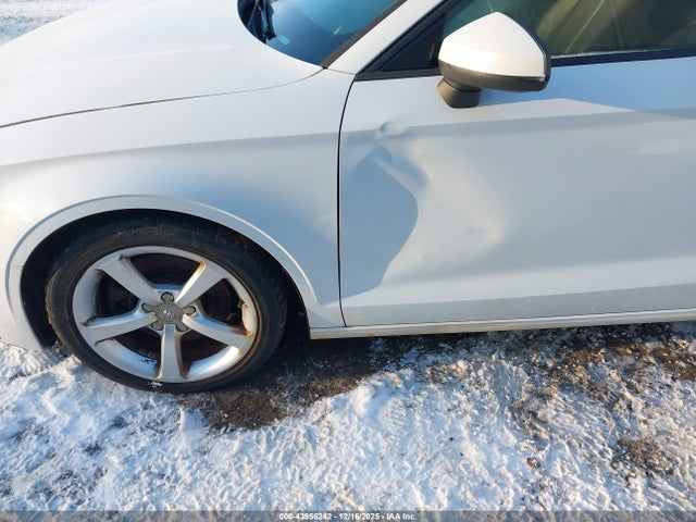 2015 AUDI A3 WAUACGFF8F1128695 Photo 5