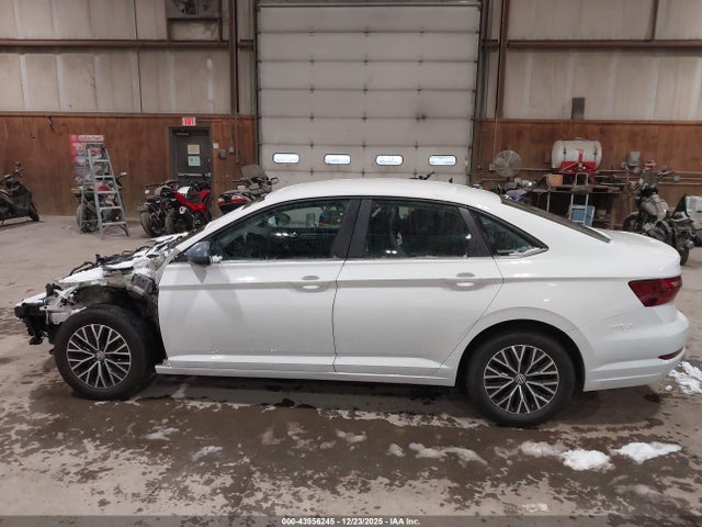 43956245 :رقم المزاد ، 3VWC57BU0MM072517 vin ، 2021 Volkswagen Jetta 1.4t R-line/1.4t S/1.4t Se مزاد بيع